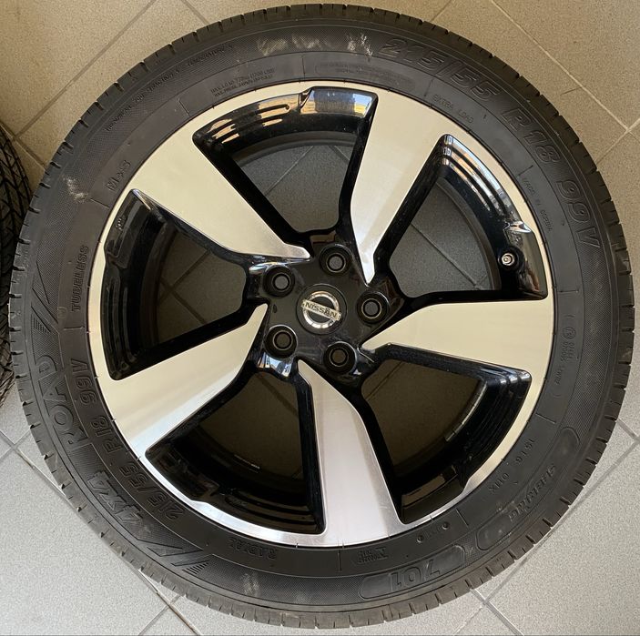 Jante aliaj cu anvelope 18 - set Dimensiune: 215/55R18  18x4J ET40 Nissan Qashqai 2 J11 [2013 - 2020] Crossover 1.6 dCi MT AWD (130 hp)