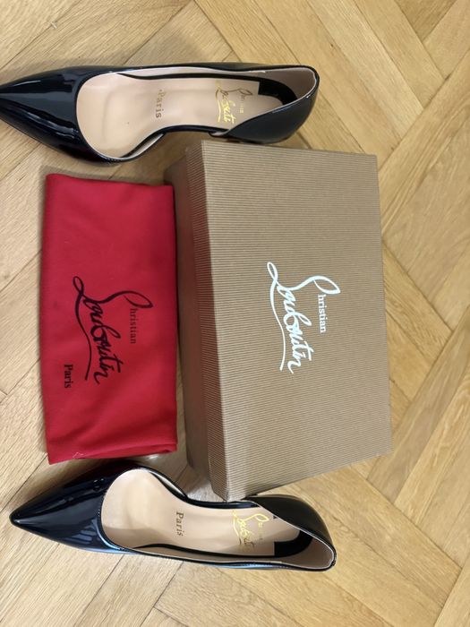 Pantofi eleganti