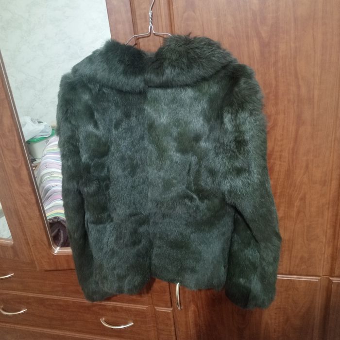 Продаются две шубы