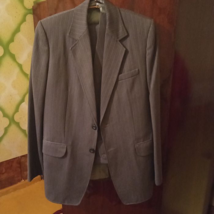 Костюм тройка шерсть с лавсаном