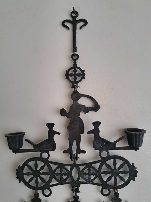 Cruce bizantină
Suport de lumânare din alamă și bronz
Patinat vintage