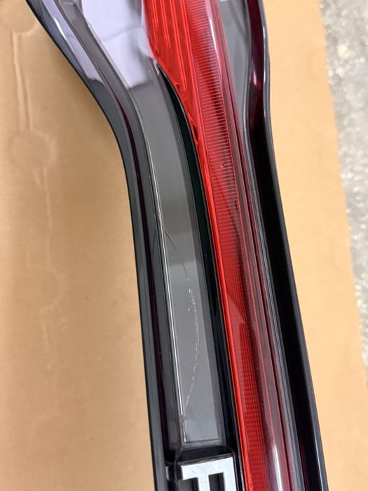 Stopuri / Triple Spate varianata SUA, cu defect  Porsche Macan  2019-2025