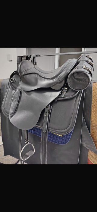 Кожаное седло, ручная работа