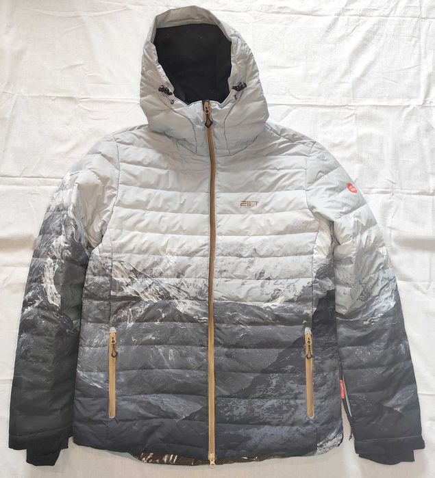 2117 of Sweden пухена ски яке с Recco етикет и златна подплата XXL