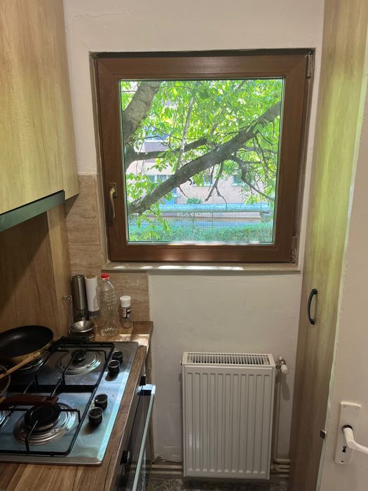 Garsoniera 28mp Str. Cojocnei Cluj-Napoca 300€