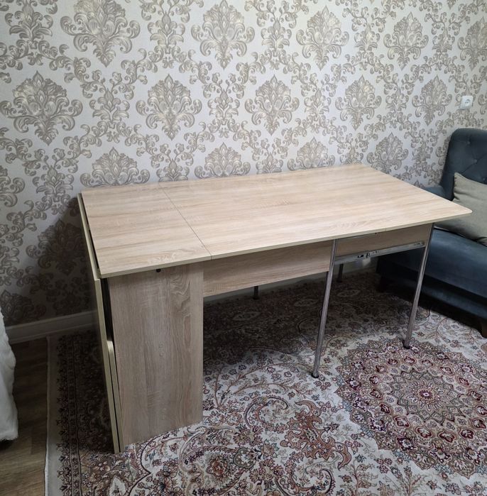 Раскладной стол.