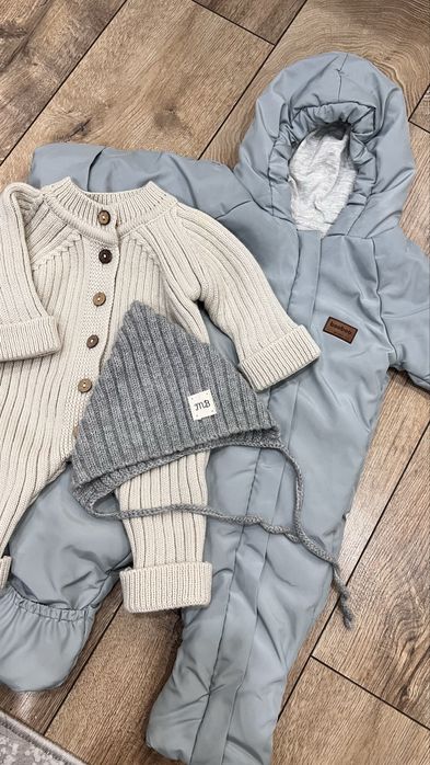 Продам весенний комбинезон