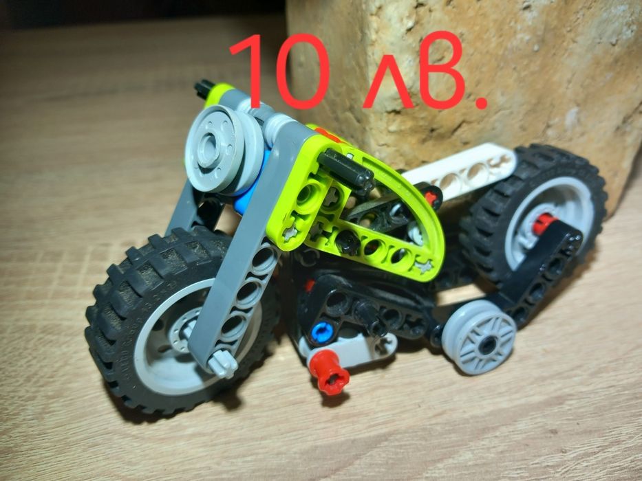 Lego сет от видът "City" и "Technic"