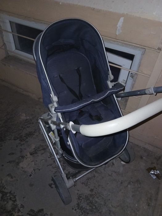 Коляска 3 в 1 срочно сотаман