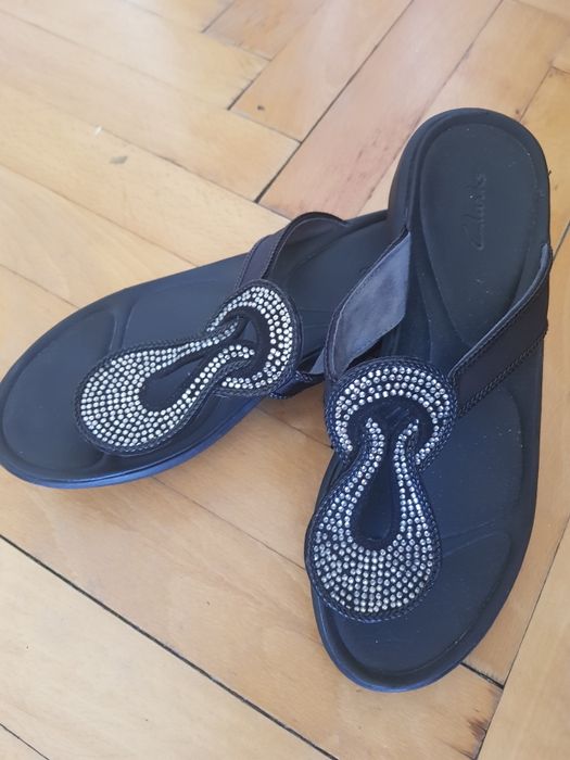 Нови сандали Clarks