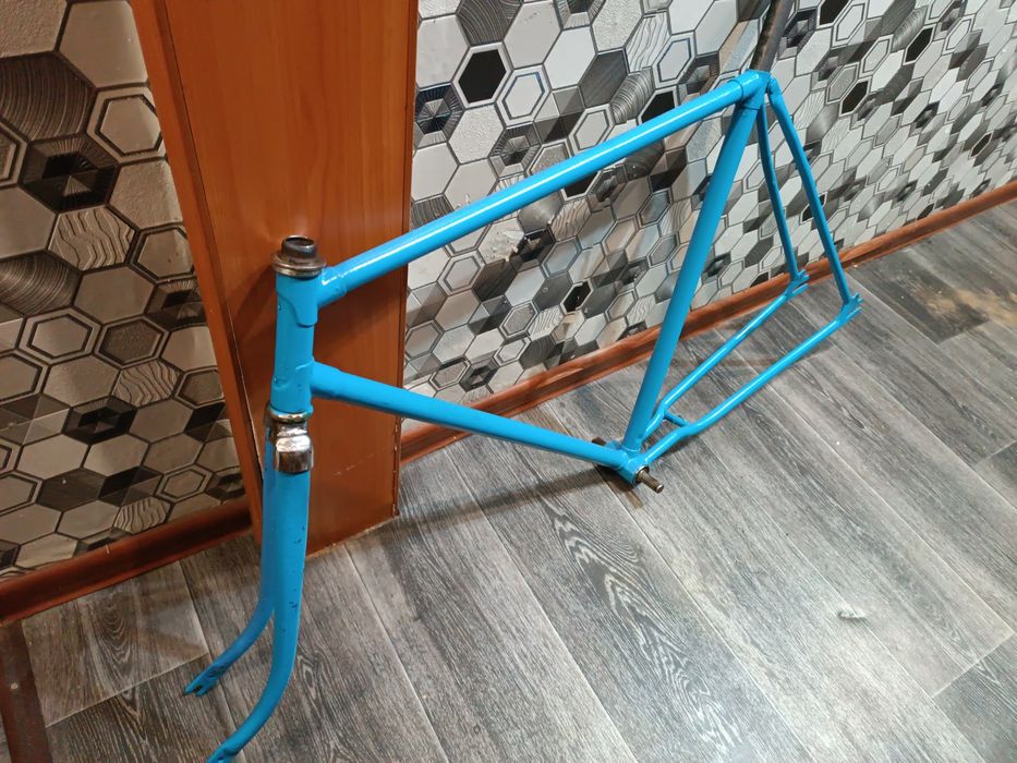 Продам раму Урал