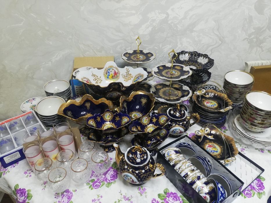 Чинни идишлар сотилади