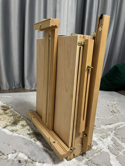 Продам новый деревянный этюдник