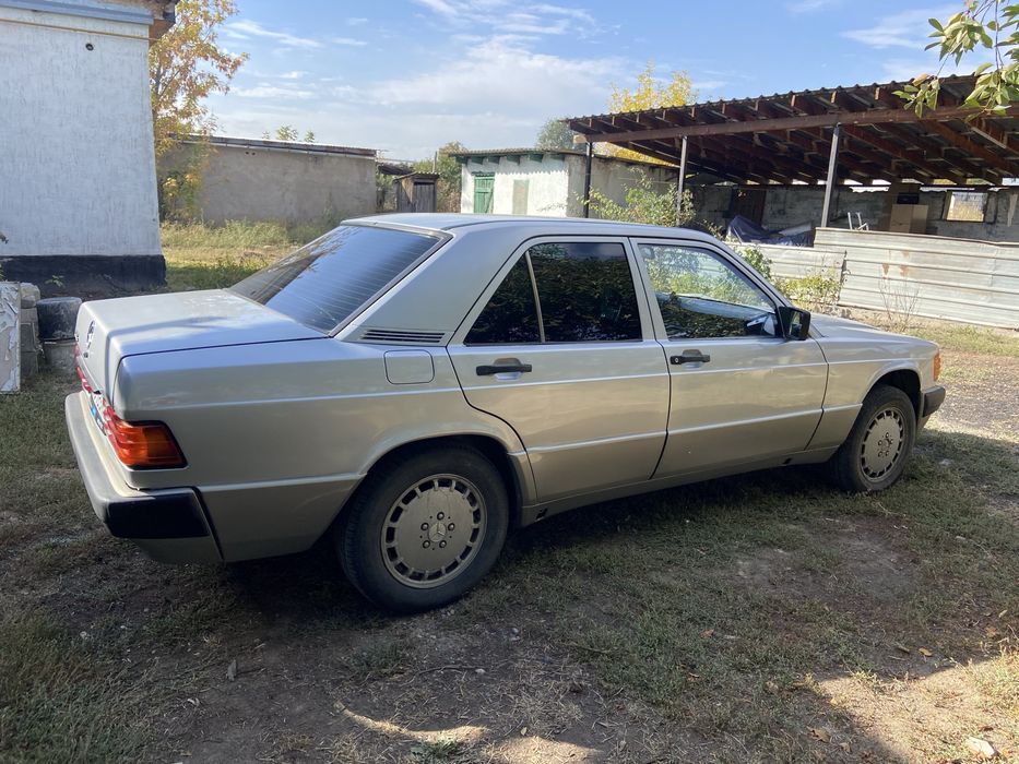 Мерседес 190 автомат
