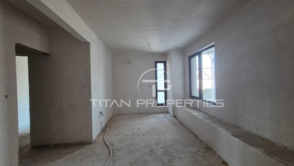 Продава се Тристаен апартамент в Пловдив, Център - 108 кв.м за 2100 €/кв.м - Снимка #1