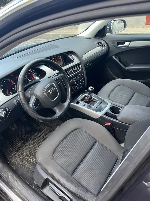 AUDI A4 2010 — imagine 5