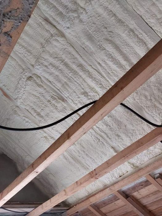 Izolatie cu spuma poliuretanica