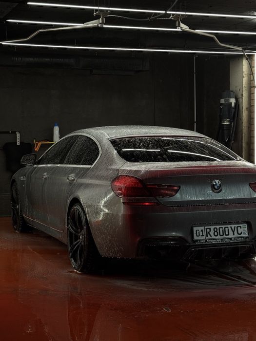 BMW M6 Frozen Gray 640i