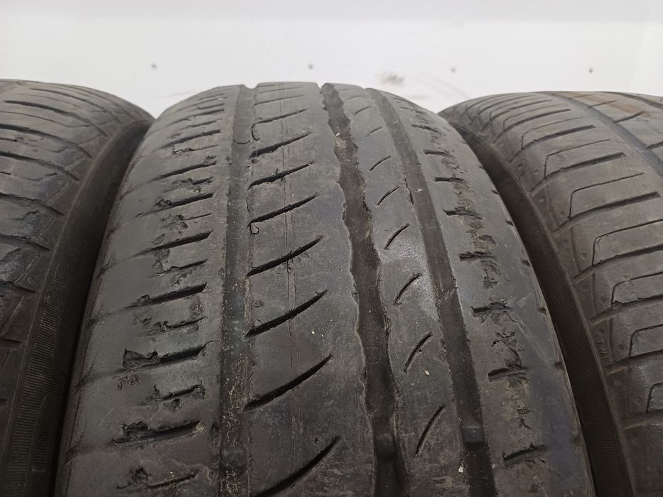 Шины 195/55 R16 Pirelli комплект.