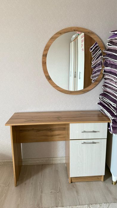 Спальный гарнитур + кроват