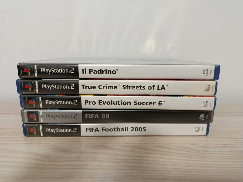 Consolă PlayStation 2 ( preț negociabil)