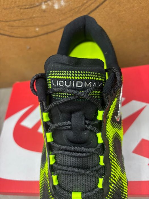 Nike air liquid max