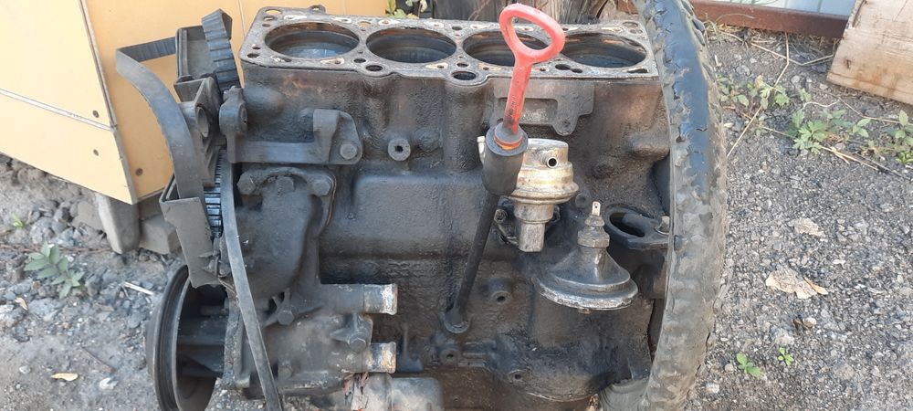 Продаю запчасти гольф фольсваген