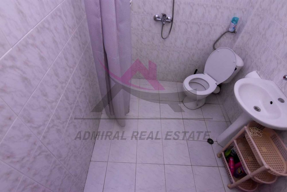 Дава се под наем Двустаен апартамент в Варна, Колхозен пазар - 65 кв.м за 475 € - Снимка #4