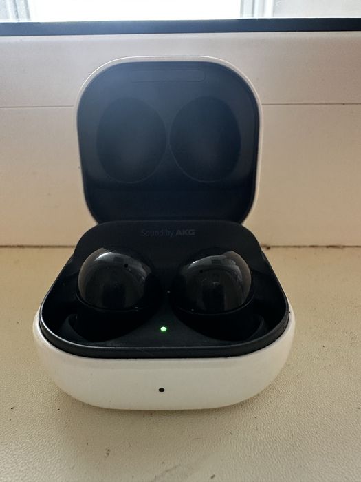 Samsung Buds 2 оригинал в хорошем состоянии