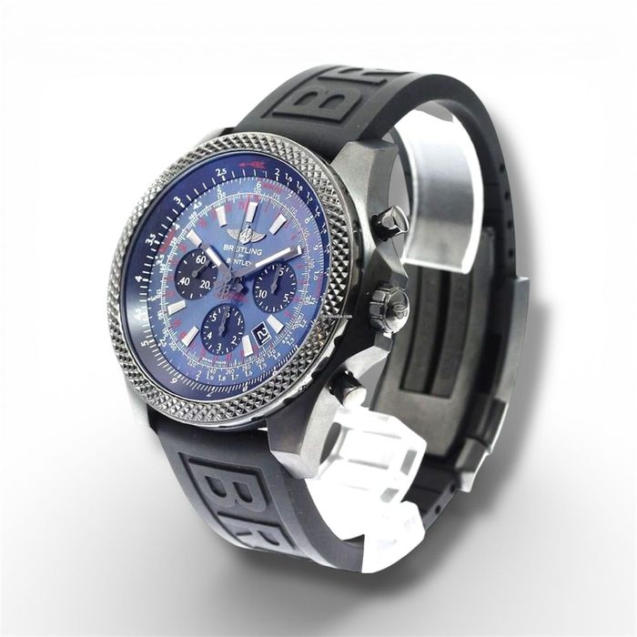 Breitling Bentley B06
