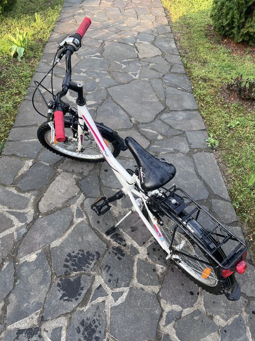 Bicicleta pentru fete