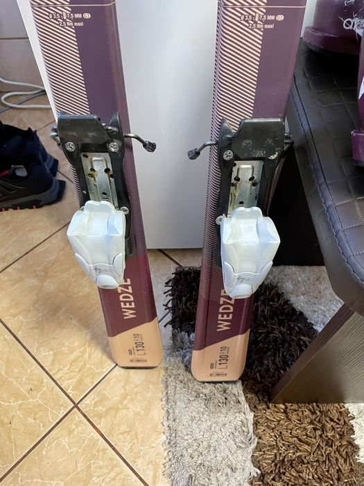 Schiuri copii 130 cm cu clapari skiuri