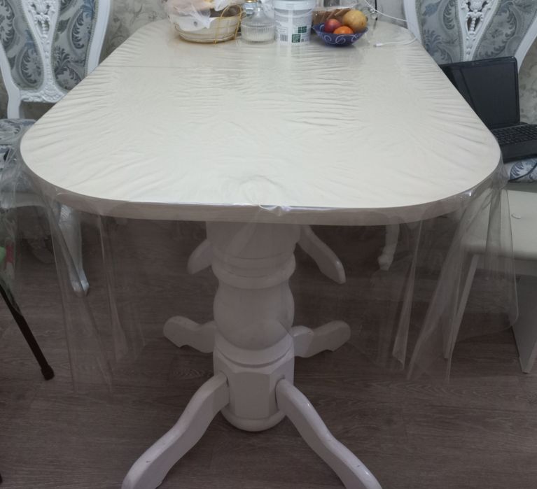 Продам стол кухонный