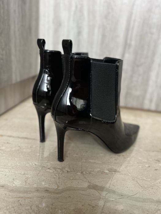 Боти естествена кожа - естествен лак Office London