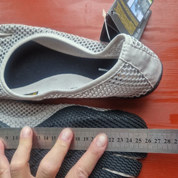 Продам босоногие, пятипалые балетки vibram 23000тг