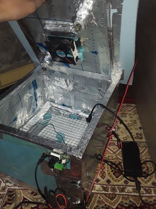 Tovuq tuxumi uchun qo'lbola inkubator sotiladi 30-35tatuxum ketadi