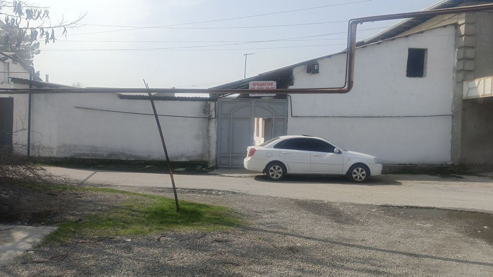 Uy hovli sotiladi arzon narxga
