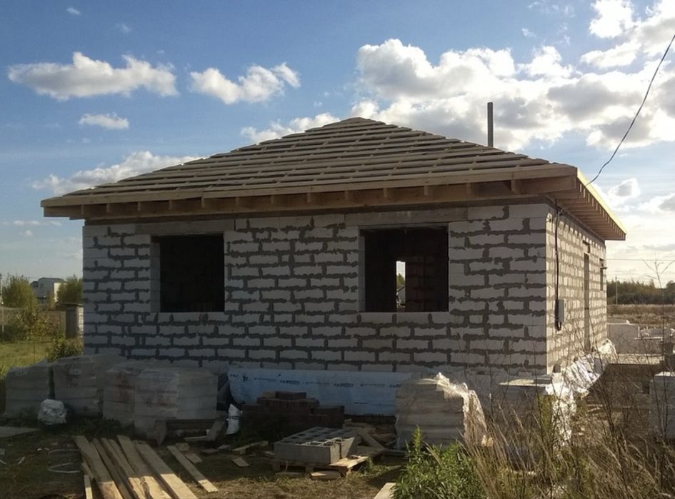 Бригада строителей