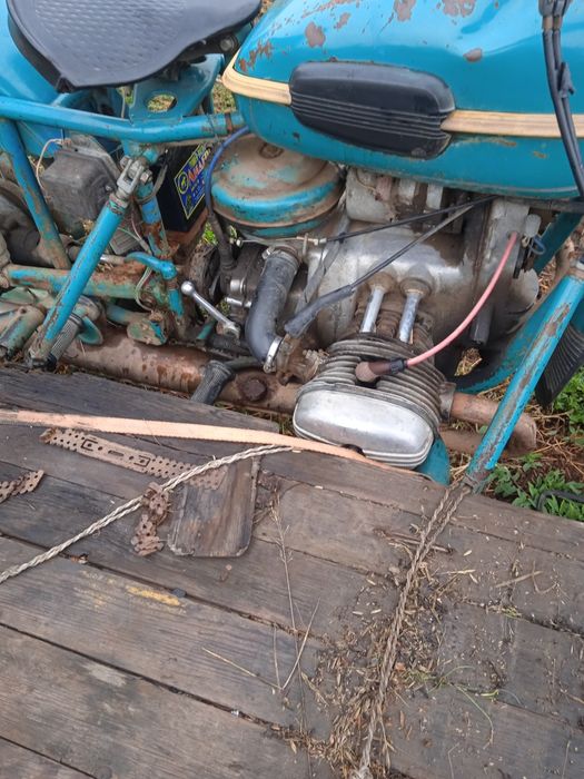 Продам мотоцикл урал