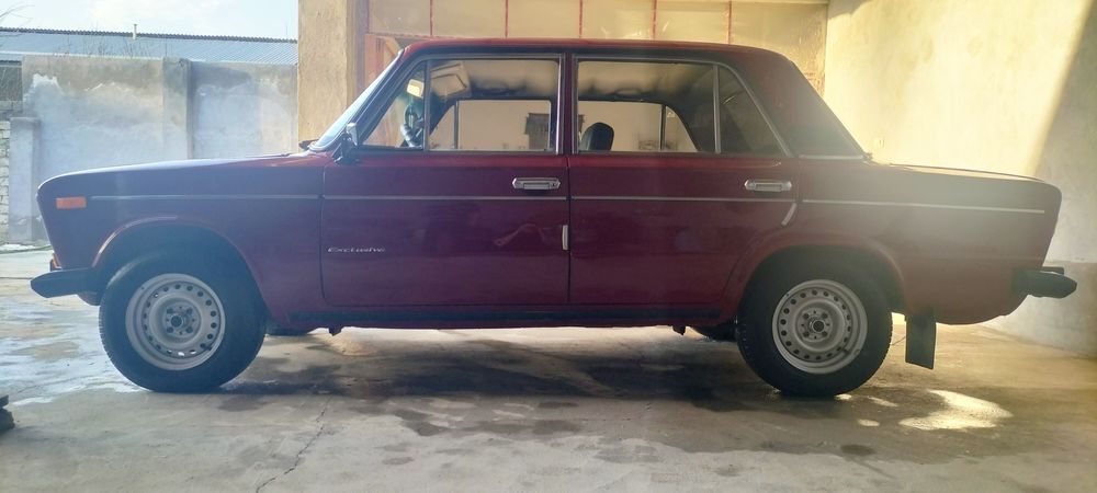 VAZ 2106 Sotiladi.Yil 1995.Holati Edyal.Geniralka Davirnis Bo'ladi.