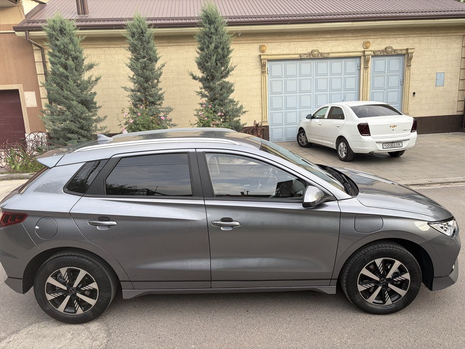 BYD E2 2023 — 3