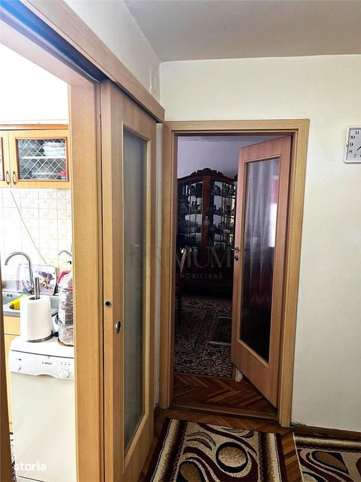 Lipovei - Etaj 1 - 4 Camere - 3 Balcoane - Centrala Proprie - Decomand