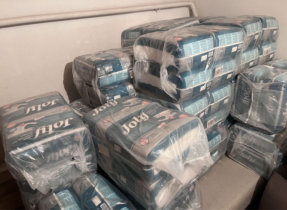 Продам памперсы JOLY L