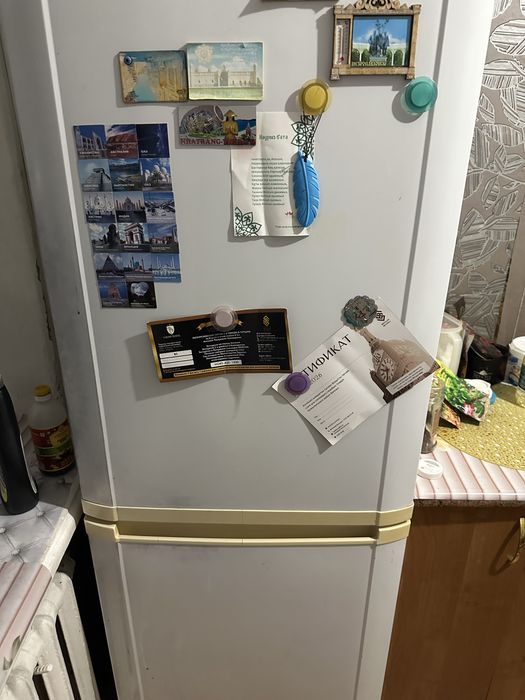 продам холодильник все работает