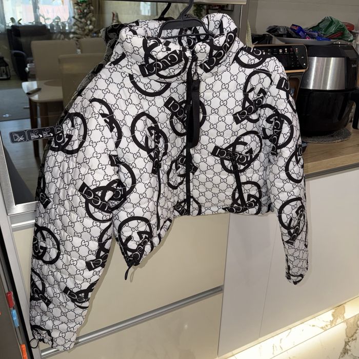 Ново топло яке с елементи гучи