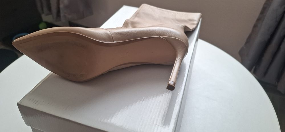 Vand cizme piele Zara