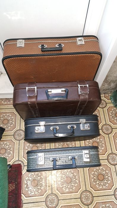 Чемоданы из  СССР .