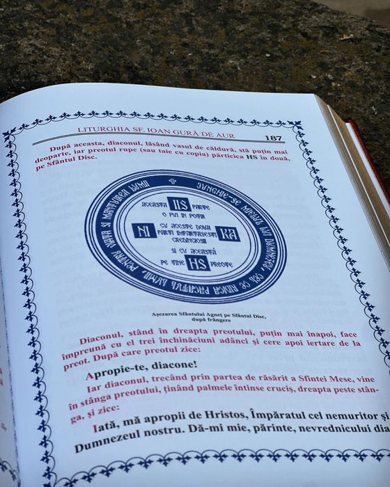Liturghier legat în piele naturala