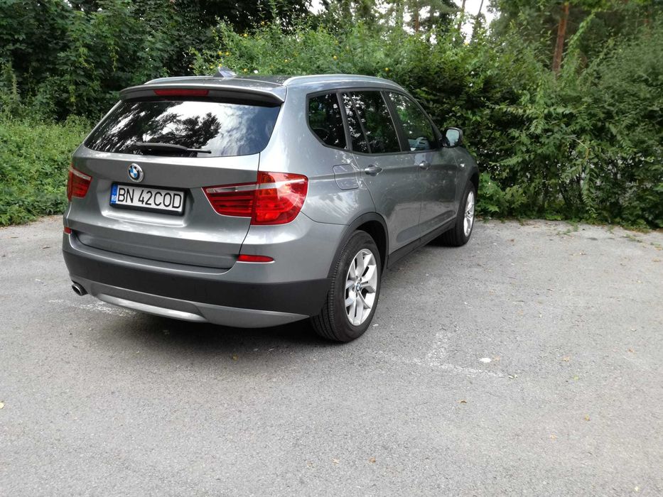 autotursim BMW X3 2011