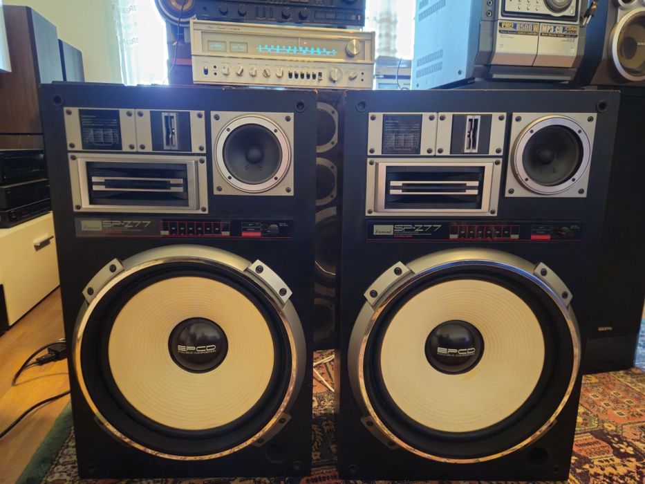 Boxe Vintage Sansui SP Z77